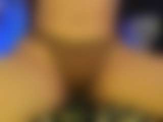 Live cam show with HeyTati - Upskirt on nudelive.tv