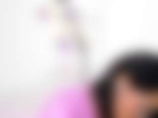 Live cam show with Katemoos - Facial Piercings on Milfs Live