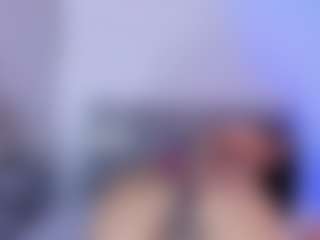 Katemoos's Live Sex Cam Show