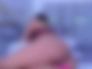 Katemoos's Live Sex Cam Show