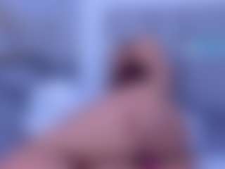 Katemoos's Live Sex Cam Show