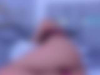 Katemoos's Live Sex Cam Show