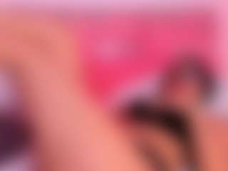 Live cam show with Katemoos - Bedroom on slutload