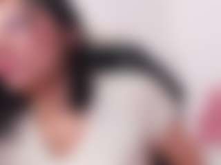 Live cam show with Katemoos - Public on Gym Cam Girls