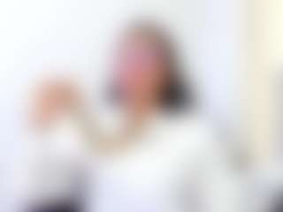 Live cam show with Katemoos - Normal on Dolls Live