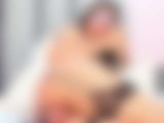 Katemoos's Live Sex Cam Show