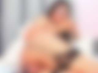 Katemoos's Live Sex Cam Show