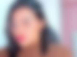 Katemoos's Live Sex Cam Show