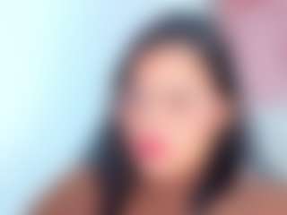 Live cam show with Katemoos - Public on Gym Cam Girls