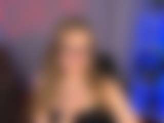 Live cam show with kitniss-dreamy - Doggy Style on AdultVida.com