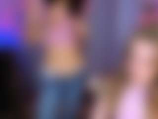 Live cam show with kitniss-dreamy - Deepthroat on livesuperchat.net