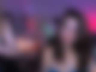 Live cam show with kitniss-dreamy - Flashing on Cam Slut