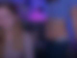 Live cam show with kitniss-dreamy - Spank Mature on xplaylive.com