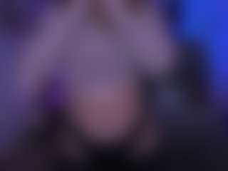 Live cam show with kitniss-dreamy - Amateur on CamwithHer