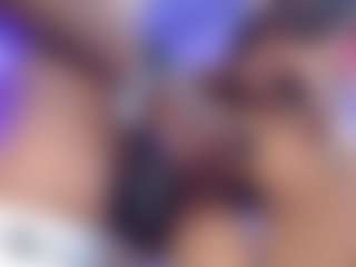 Lili-and-breazer's Live Sex Cam Show