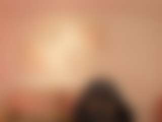 Live cam show with MayaMoretti - Big Tits on Fling VIP Chat