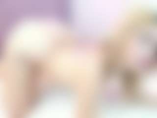 Live cam show with Lia - Teen (18+) on Milf Play