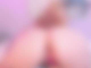 Live cam show with Lia - Natural on CamClone