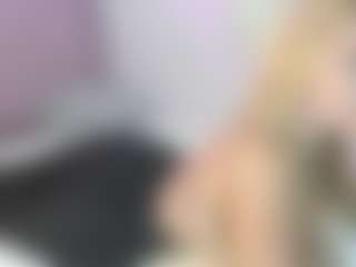 Live cam show with Lia - Blonde Hair Small Tits on Camsoda
