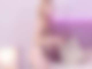 Live cam show with Lia - Blonde Hair Teen (18+) on Dare Cams
