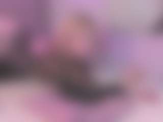 Live cam show with Lia - Brown Eyes Blonde Hair on Gym Cam Girls