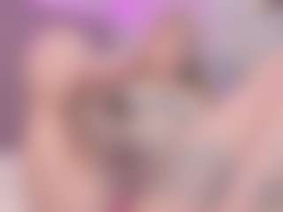 Live cam show with Lia - Spank on WildCum