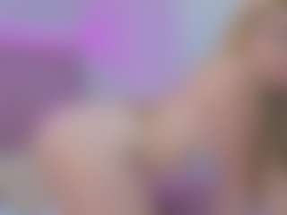 Live cam show with Lia - Blonde Hair Dildo on Cam Slut