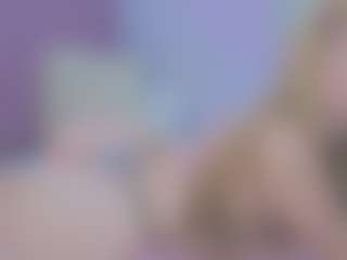 Live cam show with Lia - Brown Eyes Blonde Hair on Camming Site
