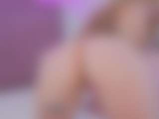 Lia's Live Sex Cam Show