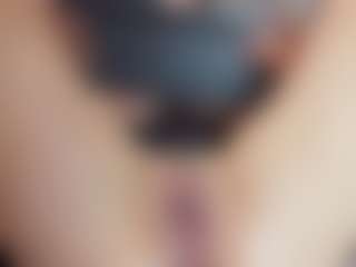 Live cam show with BrianaPreston91 - Middle Aged on AdultVida.com