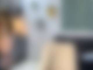 Live cam show with Miley-and-Michael - Average on AdultVida.com