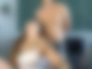 Live cam show with Miley-and-Michael - No Smoking on AdultVida.com