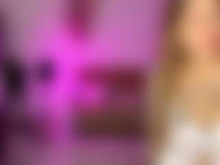 Live cam show with INSOMNIA - Shaved Pussy on Streamer API