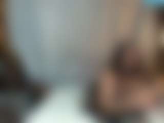 Sillyrabbitz1 MILF webcam performer live streaming