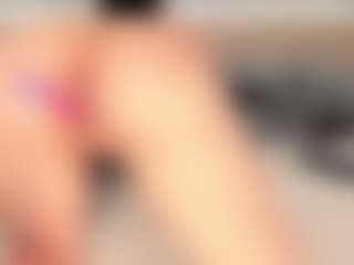 Live cam show with SolAvelar - Brown Hair Teen (18+) on livesuperchat.net