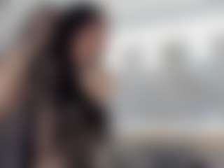 Live cam show with SolAvelar - Flashing on Chatstar