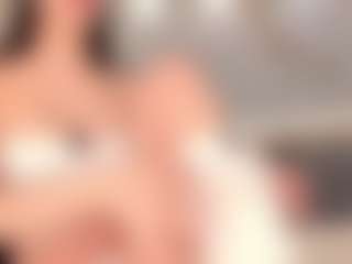 Live cam show with SolAvelar - Striptease Teen (18+) on Camiplay Live