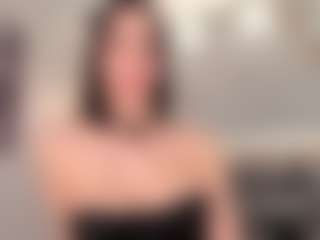 Live cam show with SolAvelar - Teen (18+) on Dolls Live