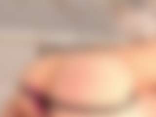 Live cam show with SolAvelar - Striptease Young Adult on liverealitysex.com