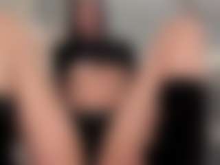 Live cam show with SolAvelar - Flashing on liverealitysex.com