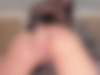 Live cam show with SolAvelar - Bedroom on Camsoda