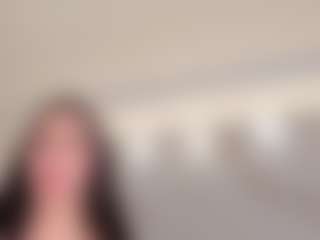 Live cam show with SolAvelar - Squirt on Dolls Live