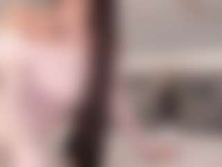Live cam show with SolAvelar - College Big Tits on Livezox
