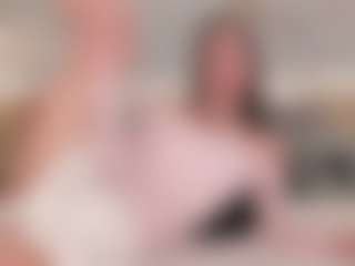 Live cam show with SolAvelar - Bedroom Teen (18+) on xDating