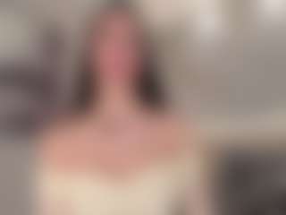 Live cam show with SolAvelar - Twerk on Free Soda