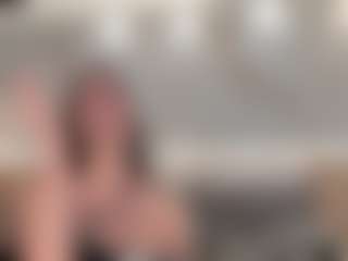 Live cam show with SolAvelar - Striptease on xheatlive.com
