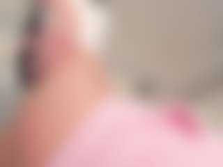Live cam show with SolAvelar - Squirt Teen (18+) on Camsoda