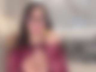 Live cam show with SolAvelar - Brown Eyes Brown Hair on Camsoda