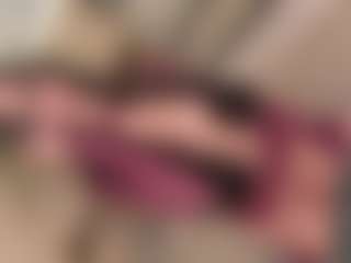 Live cam show with SolAvelar - Young Adult on Camiplay Live