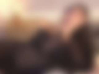 Live cam show with SolAvelar - Handjob on CamClone